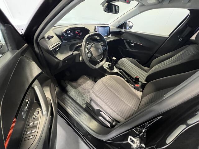 Peugeot 2008 1.2 PureTech Blue Lease Active | Navigatie/Android/Apple Carplay | Voorstoelen Verwarmd | Cruise Control | Airco Automatisch |