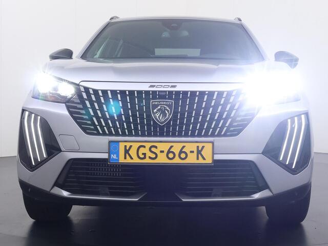 Peugeot 2008 1.2 Hybrid 136 Allure 19000 KM ! | ADAPTIVE CRUISE CONTROL | FULL LED | CAMERA VOOR & ACHTER | DIGITAL DASH | KEYLESS START | PARKEERSENSOREN V+A | DODEHOEKDETECTIE | ALL-IN PRIJS INCL. 12 MND BOVAG GARANTIE