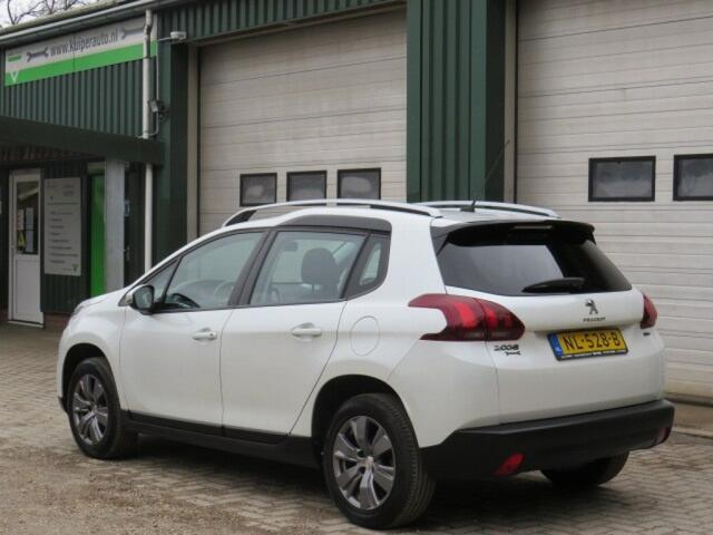 Peugeot 2008 1.2 PURET. BLUE LION