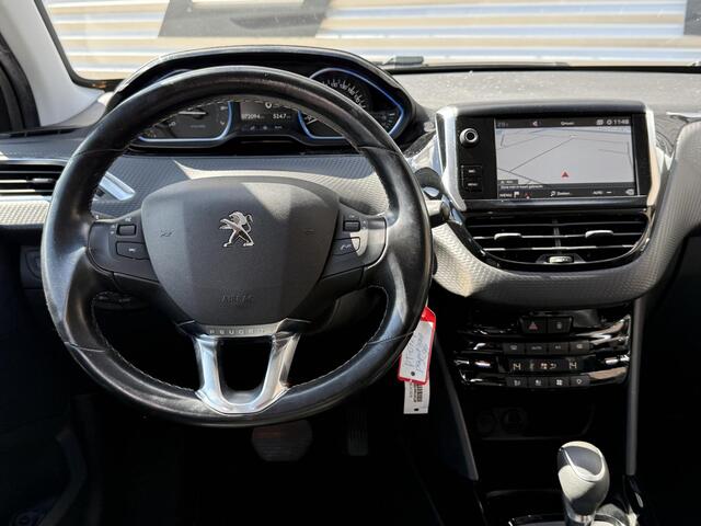 Peugeot 2008 1.2 PureTech Allure 1e Eigenaar|Navi|Trekhaak|D-riem vv in 2024|Clima|Cruise|Carplay|Elek Ramen|LM Velgen|PDC|N.A.P|Nieuwe APK bij aflevering