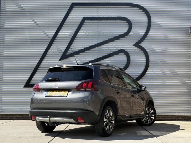 Peugeot 2008 1.2 PureTech Allure 1e Eigenaar|Navi|Trekhaak|D-riem vv in 2024|Clima|Cruise|Carplay|Elek Ramen|LM Velgen|PDC|N.A.P|Nieuwe APK bij aflevering