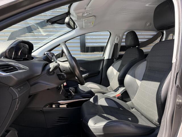 Peugeot 2008 1.2 PureTech Allure 1e Eigenaar|Navi|Trekhaak|D-riem vv in 2024|Clima|Cruise|Carplay|Elek Ramen|LM Velgen|PDC|N.A.P|Nieuwe APK bij aflevering