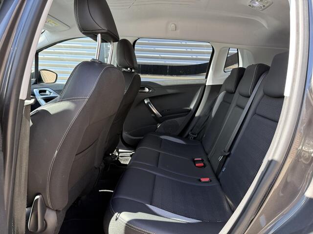 Peugeot 2008 1.2 PureTech Allure 1e Eigenaar|Navi|Trekhaak|D-riem vv in 2024|Clima|Cruise|Carplay|Elek Ramen|LM Velgen|PDC|N.A.P|Nieuwe APK bij aflevering