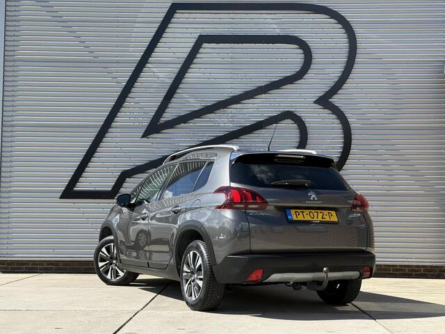 Peugeot 2008 1.2 PureTech Allure 1e Eigenaar|Navi|Trekhaak|D-riem vv in 2024|Clima|Cruise|Carplay|Elek Ramen|LM Velgen|PDC|N.A.P|Nieuwe APK bij aflevering