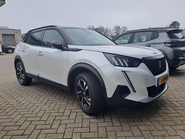 Peugeot 2008 PureTech 130 GT l Stoelverwarming l Keyless