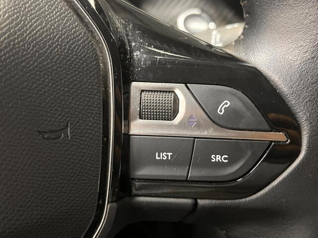 Peugeot 2008 1.2 PureTech Allure CruiseControl, Airco, Applecarpl./Andr. Auto, Digitaal dashboard 3D