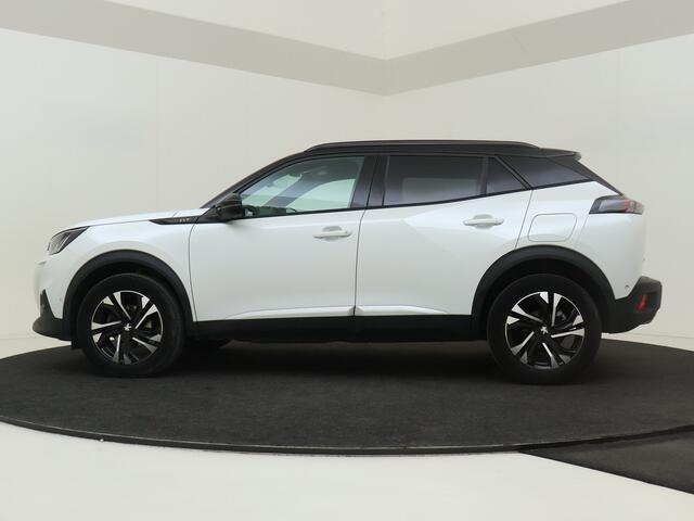 Peugeot 2008 1.2 PureTech GT 130 PK Automaat | Two Tone | Panoramisch Schuifdak | Navigatie | Camera | Cruise Control |