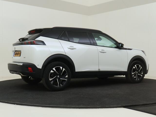 Peugeot 2008 1.2 PureTech GT 130 PK Automaat | Two Tone | Panoramisch Schuifdak | Navigatie | Camera | Cruise Control |