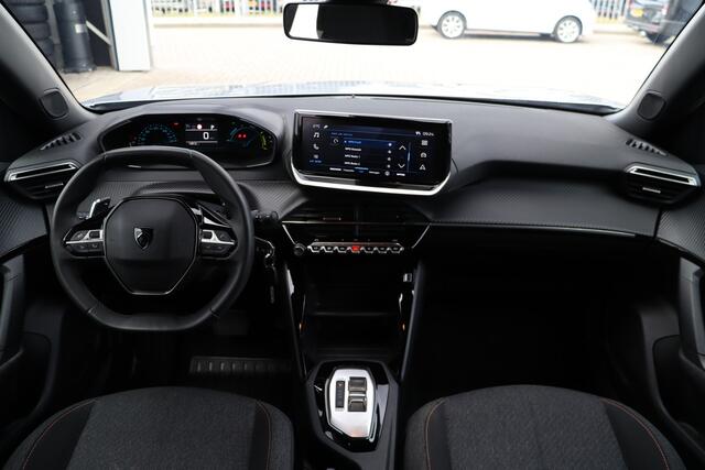 Peugeot 2008 1.2 Hybrid 136 Style Automaat | Climate Control | Apple Carplay-/Android Auto | Parkeersensoren