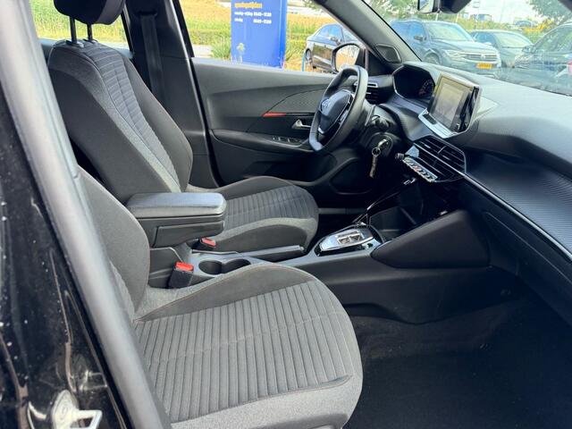 Peugeot 2008 1.2 PURETECH AUTOMAAT ACTIVE 130PK NAVI AIRCO LMV PDC