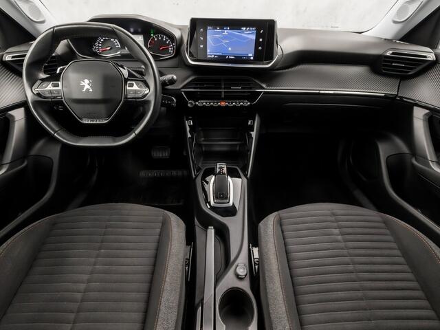 Peugeot 2008 1.2 PureTech Sport 131Pk Automaat (APPLE CARPLAY, 1e EIGENAAR, GROOT NAVI, PARKEERSENSOREN, SPORTSTOELEN, LM VELGEN, CRUISE, LANE ASSIST, NIEUWSTAAT)