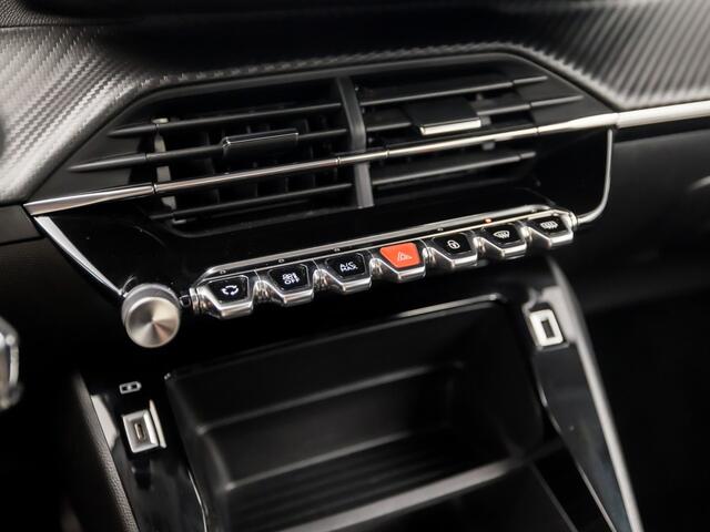 Peugeot 2008 1.2 PureTech Sport 131Pk Automaat (APPLE CARPLAY, 1e EIGENAAR, GROOT NAVI, PARKEERSENSOREN, SPORTSTOELEN, LM VELGEN, CRUISE, LANE ASSIST, NIEUWSTAAT)