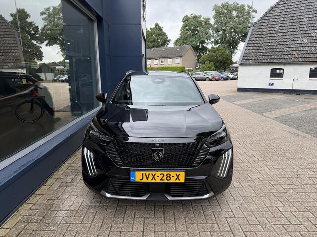 Peugeot 2008 1.2 Hybrid 145 PK GT | Demonstratiemodel Bouwjaar 2026 | Tot 8 jaar Garantie | Navigatie | 360 Graden Camera | 18" Lichtmetalen Velgen | Full LED Verlichting | Dode Hoek Detectie | Adaptieve Cruise Control | DAB+ Radio | Keyless Entry & TSart | Draadloze