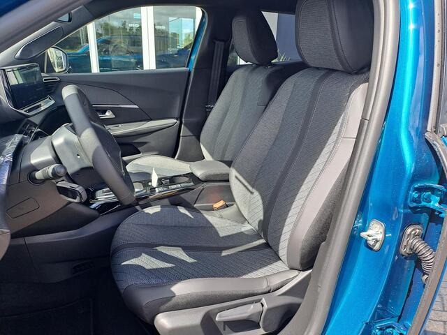 Peugeot 2008 1.2 Hybrid 110 Allure