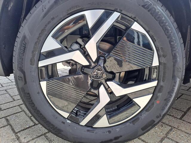 Peugeot 2008 1.2 Hybrid 110 Allure