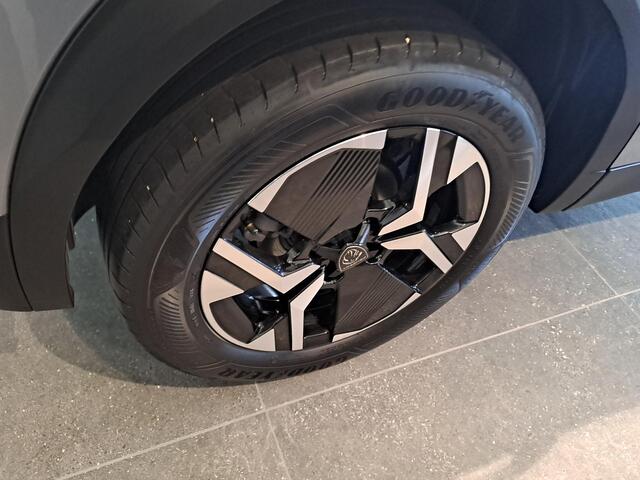 Peugeot 2008 1.2 PureTech 100 Allure