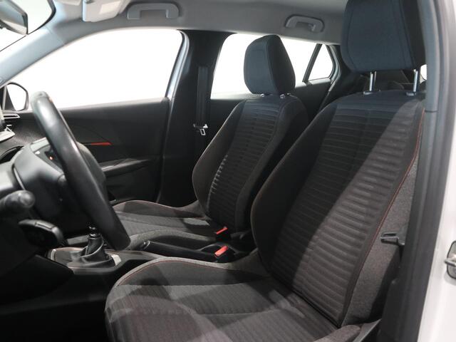 Peugeot 2008 Active | Navigatie | Apple Carplay/Android Auto | 16" Lichtmetalen velgen