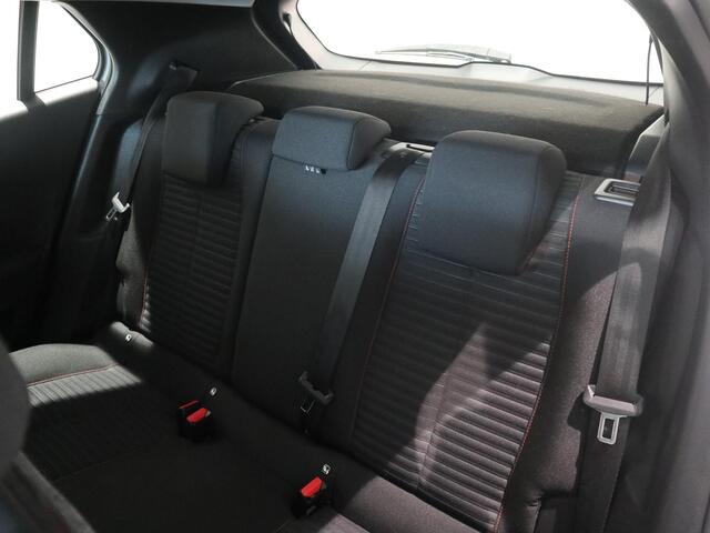 Peugeot 2008 Active | Navigatie | Apple Carplay/Android Auto | 16" Lichtmetalen velgen