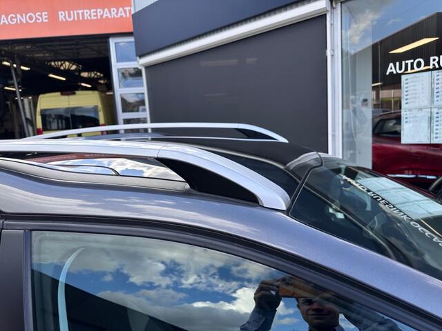 Peugeot 2008 1.2 PURET. BLUE LION