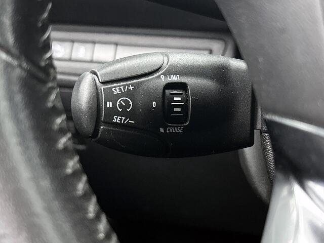 Peugeot 2008 82 pk Active | Rijklaar | Panoramadak | LM Velgen | Navigatie |