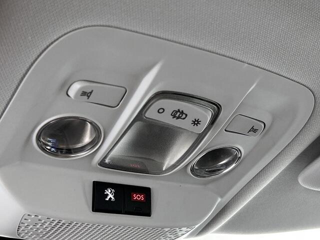 Peugeot 2008 82 pk Active | Rijklaar | Panoramadak | LM Velgen | Navigatie |