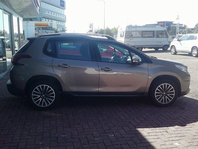 Peugeot 2008 1.2 PureTech Blue Lion Automaat Staat in Hardenberg