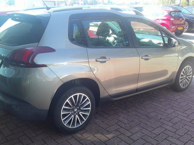 Peugeot 2008 1.2 PureTech Blue Lion Automaat Staat in Hardenberg