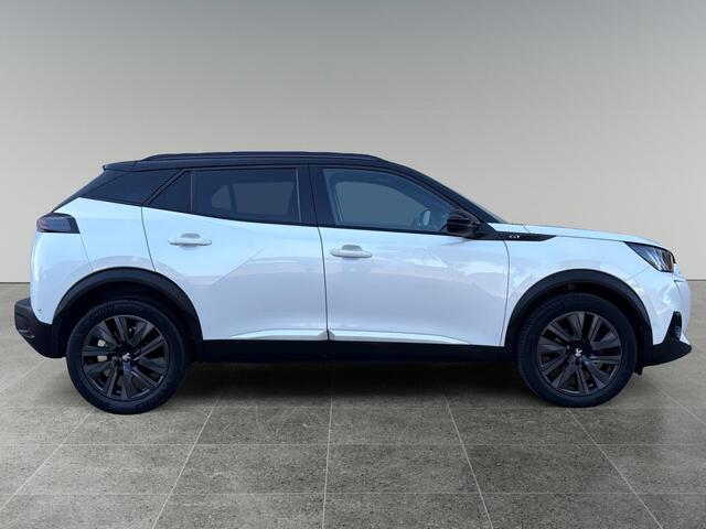 Peugeot 2008 GT Pack 1.2 Turbo 130pk EAT8 | FOCAL HIFI | SCHUIF/KANTELDAK | 18" LM 'EVISSA' | CAMERA | ALCANTARA/LEDER | STOELVERW. | NAVI | KEYLESS ENTRY | ADAPTIVE CRUISE