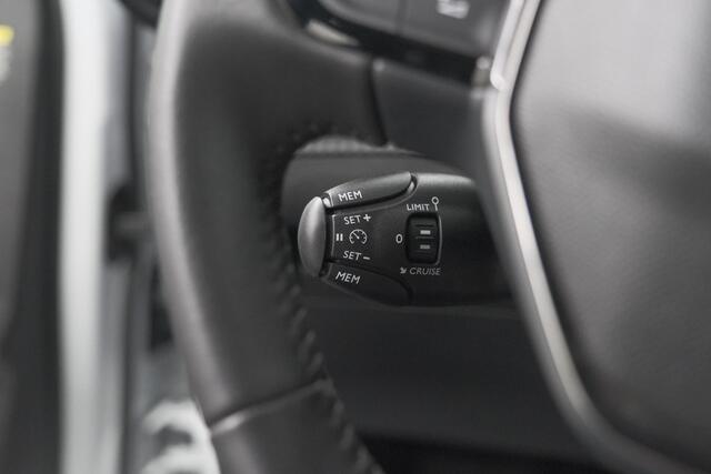 Peugeot 2008 PureTech 100 Allure | Apple Carplay | Parkeersensoren | Climate Control | Cruise Control