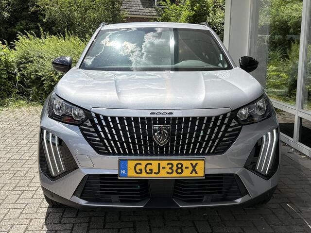 Peugeot 2008 1.2T 100pk Allure | Achteruitrijcamera | Navigatie | Facelift model | Privacy Glass | Lichtmetalen velgen
