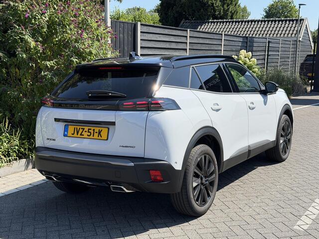 Peugeot 2008 GT 1.2 Hybrid 145PK e-DCS6 Automaat Navigatie, Rondomzichtcamera, Dodehoekdetectie, Keyless, Apple Carplay, Android Auto