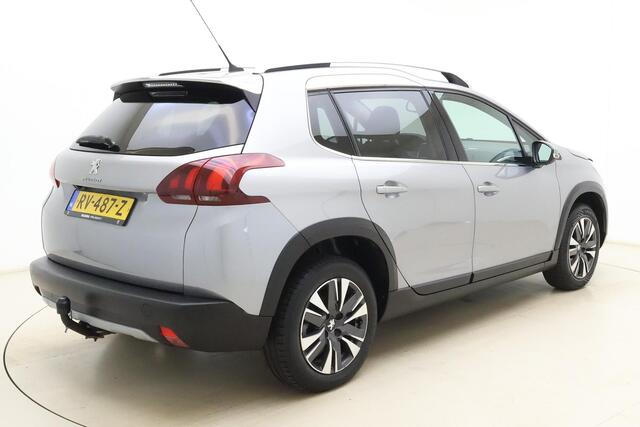 Peugeot 2008 1.2 PureTech Allure | Apple carplay/Android auto | Navigatie | Achteruitrijcamera | 110PK | Cruise control | Climate control | Trekhaak