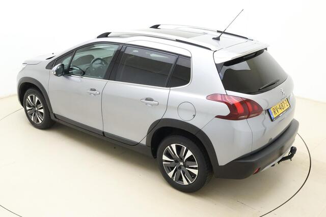 Peugeot 2008 1.2 PureTech Allure | Apple carplay/Android auto | Navigatie | Achteruitrijcamera | 110PK | Cruise control | Climate control | Trekhaak