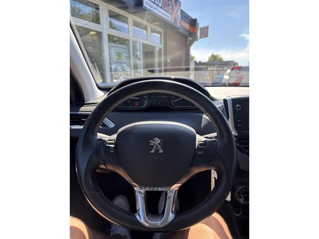 Peugeot 2008 1.2 PureTech Active |Dealer Onderhouden|Navigatie|