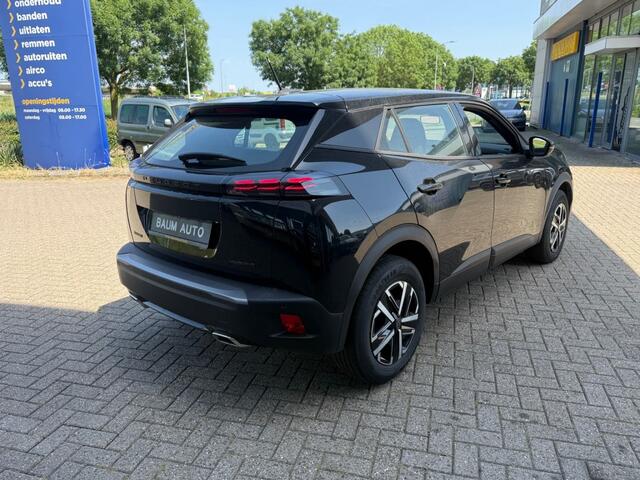 Peugeot 2008 1.2 HYB 145 STYLE AUTOMAAT CARPLAY PDC AIRCO NAVI