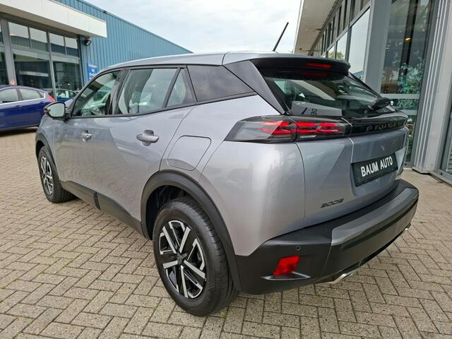 Peugeot 2008 1.2 HYBRIDE 136 STYLE AUTOMAAT AIRCO PDC CARPLAY