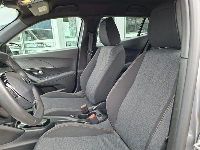 Peugeot 2008 1.2 HYBRIDE 136 STYLE AUTOMAAT AIRCO PDC CARPLAY
