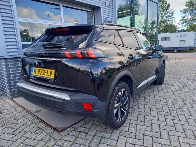Peugeot 2008 1.2 PureTech Allure Pack - CAMERA - KEYLESS - CARPLAY / ANDROID - LED - NL AUTO - DISTRIEM IS NIEUW -