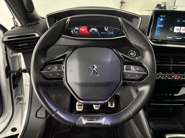Peugeot 2008 1.2 PureTech GT-Line | SCHUIF-KANTEL | CARPLAY |