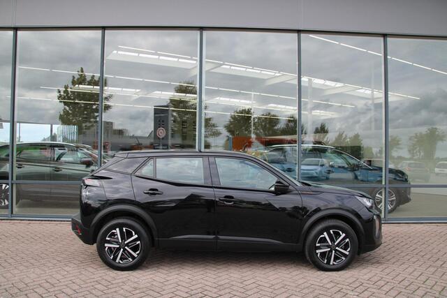 Peugeot 2008 1.2 Hybrid 145 Style Automaat Airco Carplay 20.199km Nieuwstaat