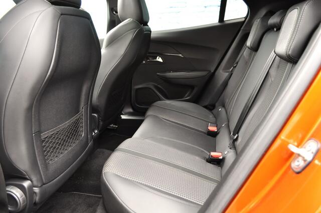 Peugeot 2008 1.2 GT-Aut. pano nav mlv key-less
