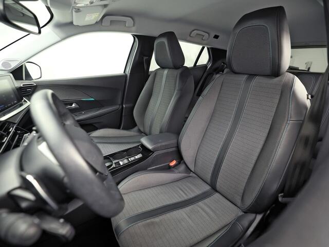 Peugeot 2008 1.2 PureTech Allure Sport Automaat VIRTUAL COCKPIT, APPLE CARPLAY, STOELVERWARMING, LEDER, SPORTSTOELEN, GETINT GLAS, ADAPTIVE CRUISE, NIEUWSTAAT)