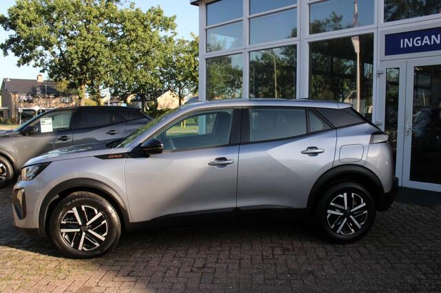 Peugeot 2008 1.2 Hyb 136 Style
