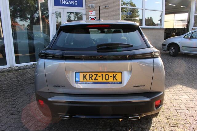 Peugeot 2008 1.2 Hyb 136 Style
