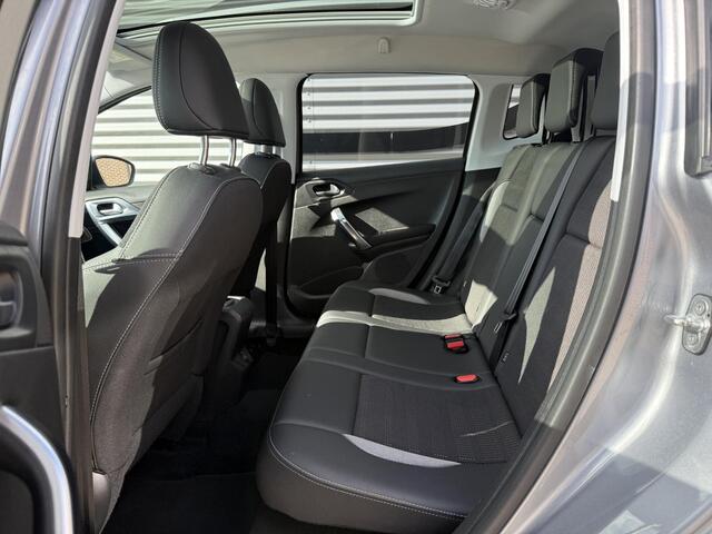 Peugeot 2008 1.2 PureTech Blue Lion 2e Eigenaar|Pano|Stoelverw|D-riem vv in 2024|Carplay|Camera|Cruise|Clima|PDC|APK tot 02-2027