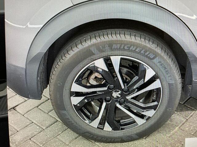 Peugeot 2008 1.2 PT Allure Pack CAMERA / NAVI / CLIMA / CRUISE / PDC / LMV
