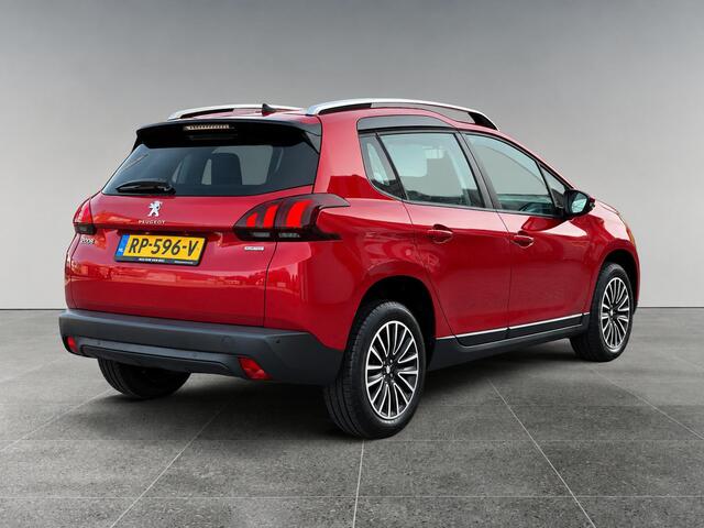 Peugeot 2008 Blue Lion 1.2 Turbo 110pk | PANODAK | VERHOOGDE INSTAP | NAVI | PARKEERSENSOR | APPLE CARPLAY / ANDROID AUTO | DAB+ | ISOFIX |