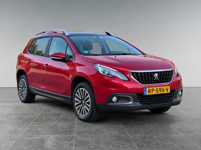 Peugeot 2008 Blue Lion 1.2 Turbo 110pk | PANODAK | VERHOOGDE INSTAP | NAVI | PARKEERSENSOR | APPLE CARPLAY / ANDROID AUTO | DAB+ | ISOFIX |