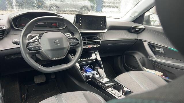 Peugeot 2008 1.2 PureTech Allure Pack