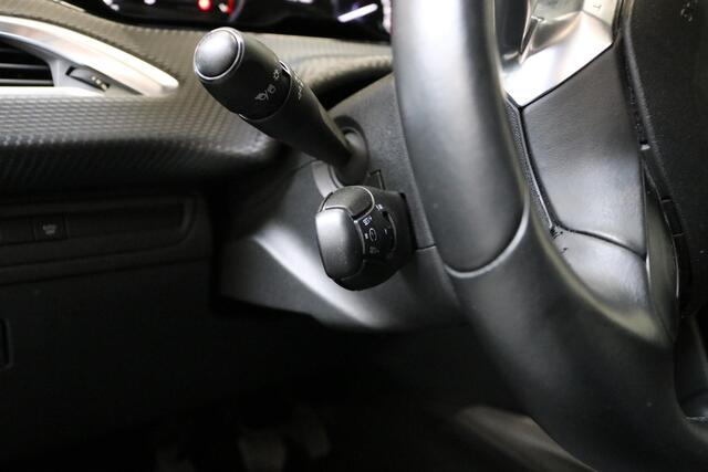 Peugeot 2008 1.2 PureTech Blue Lion | CARPLAY | INCL NWE DISTR | RIJKLAAR | NAP | NL AUTO |